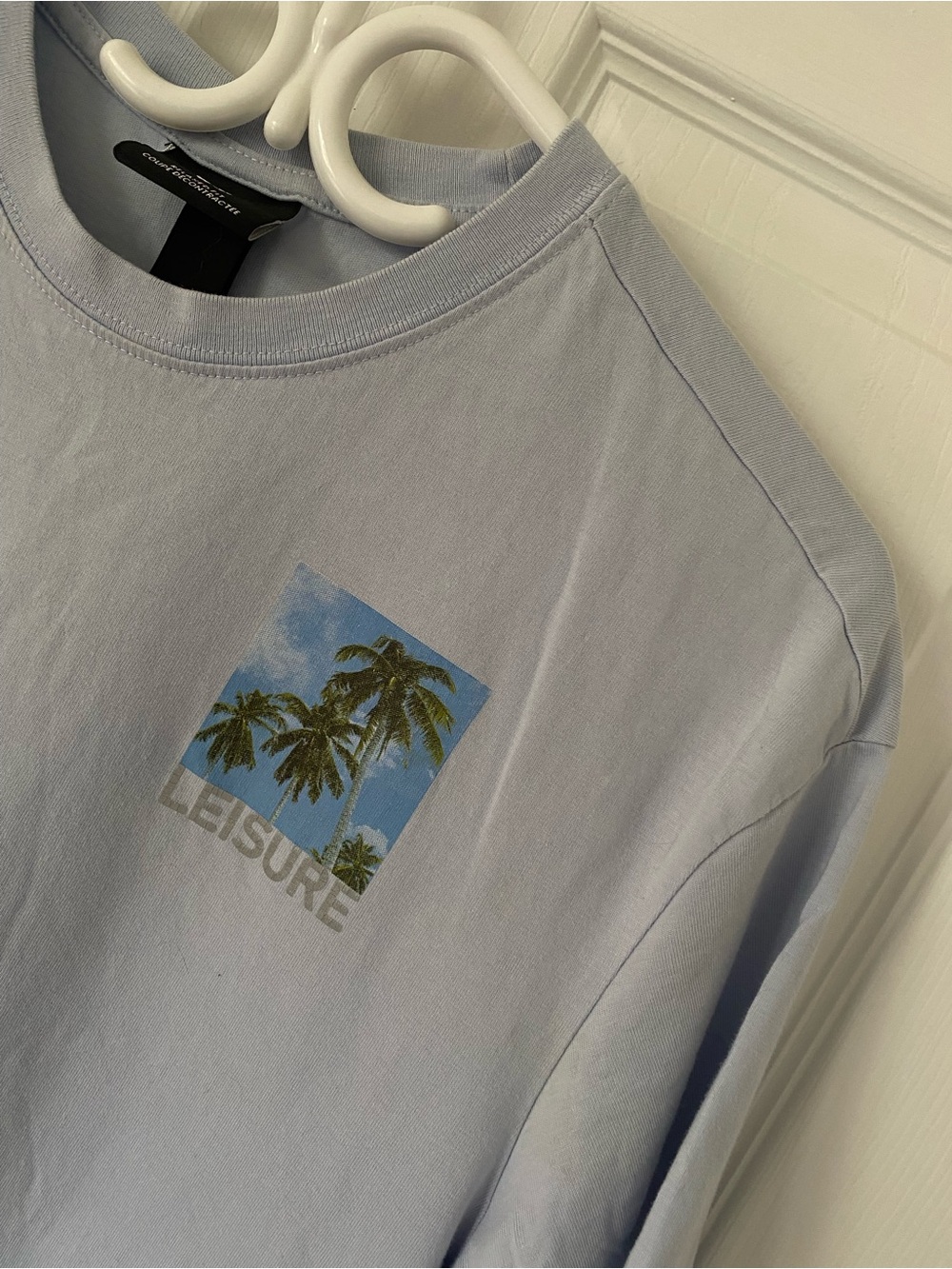 3/25$ H&M Light Blue Palm Graphic Tee